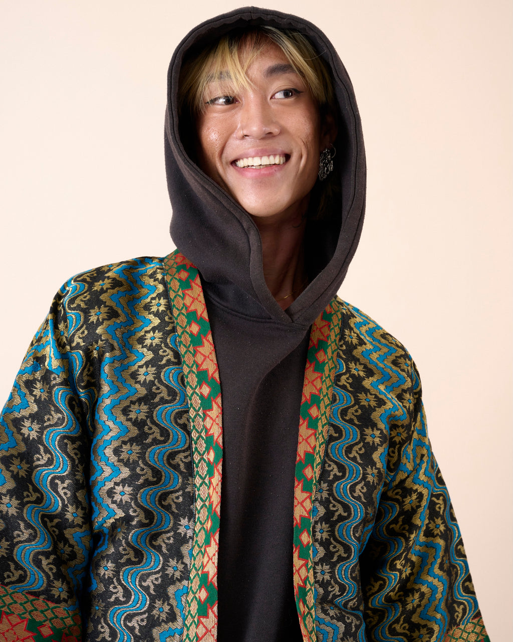 HITAM JACQUARD JACKET