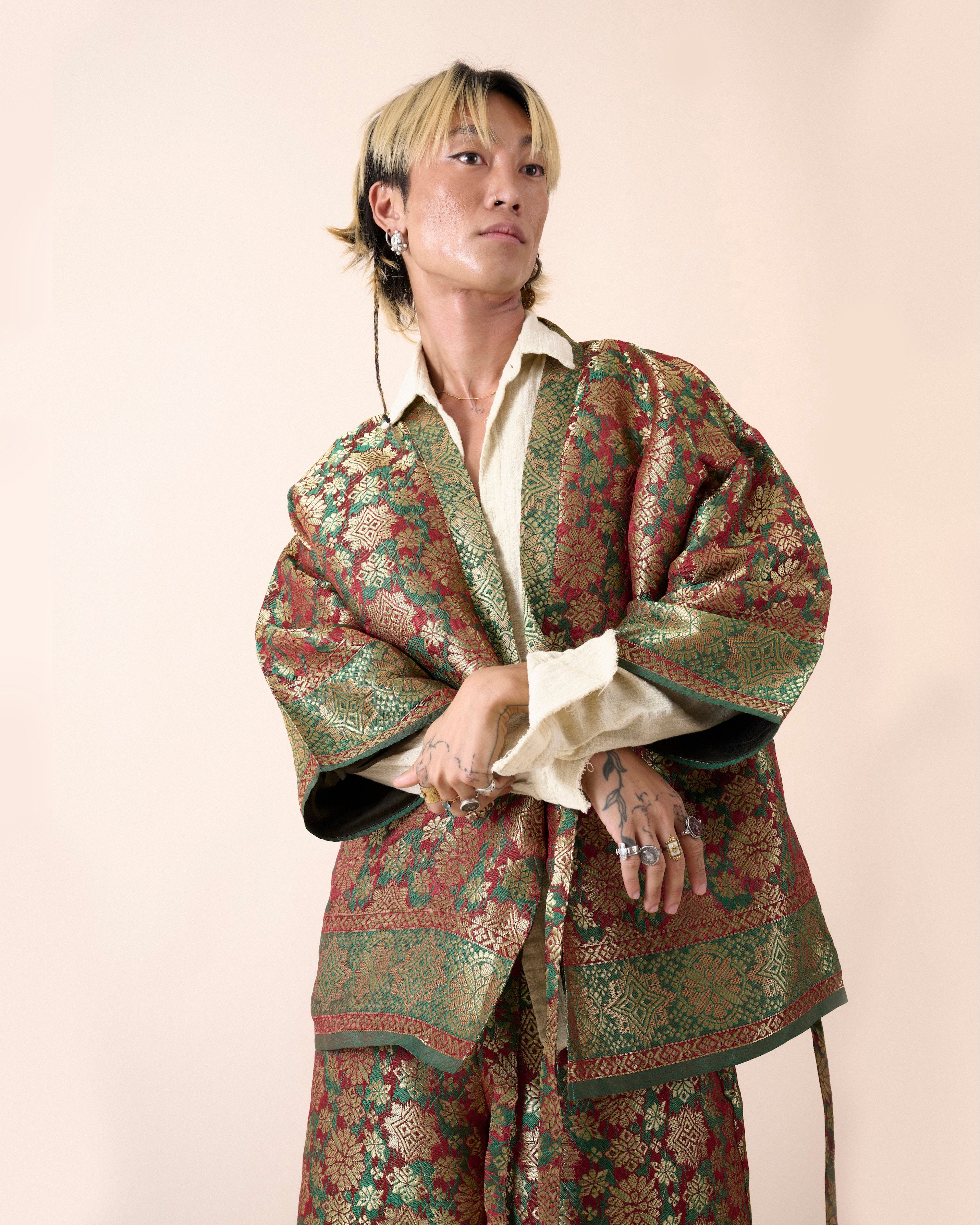 MERAH JACQUARD JACKET